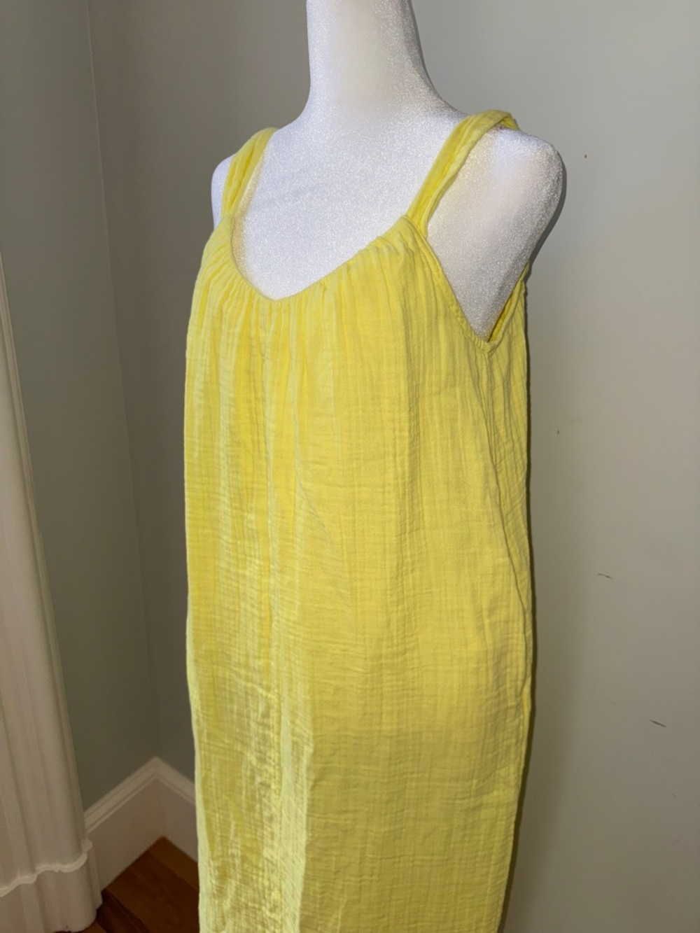 Old Navy Beach Dress Women’s Yellow Lightweight Size Small Back Tie - Picture 2 of 9